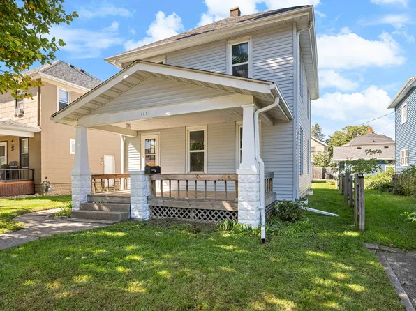 1171 26th St, Moline, IL 61265