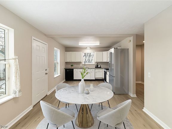 3rd image of 11104 Mount Carmel Rd