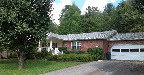 Front View & Garage
