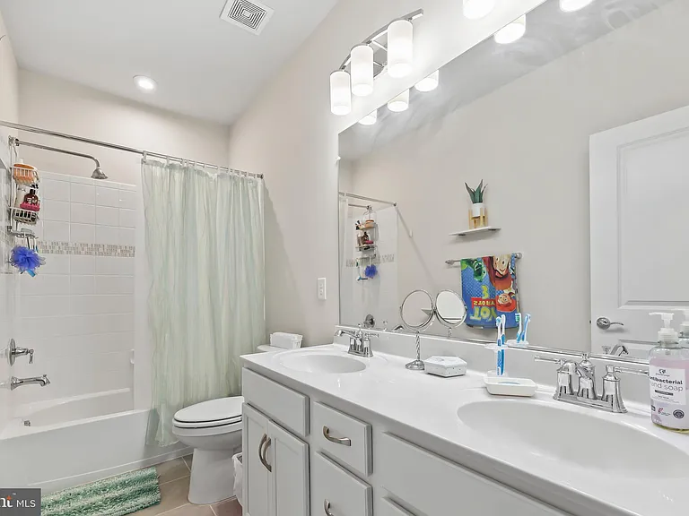 1680 Dunnington Pl — Photo 27