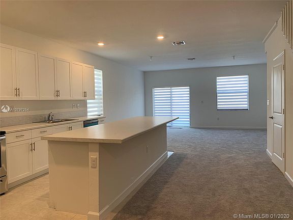 4th image of 25058 SW 107th Ave #0