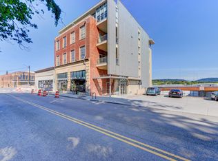 555 W Jackson Ave, Knoxville, TN 37902