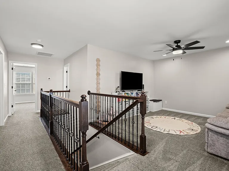 457 Goodman Dr — Photo 21