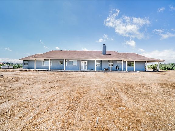 5th image of 10636 Larch Rd
