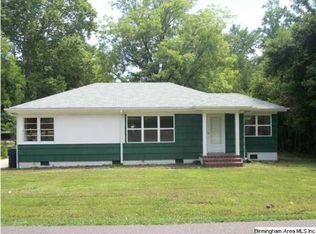 104 E Crest Rd, Bessemer, AL 35023