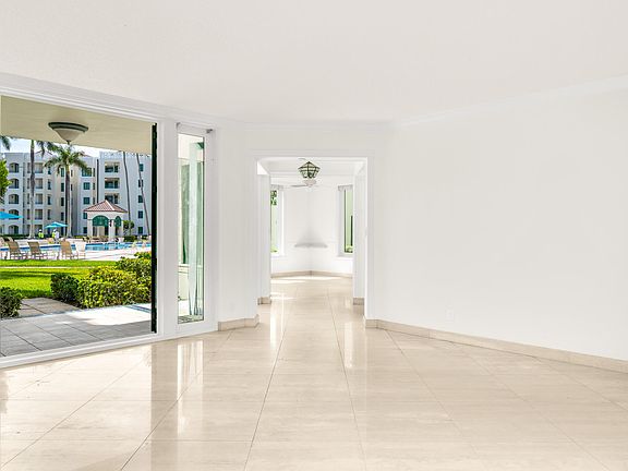 2nd image of 100 SE 5th Avenue #107