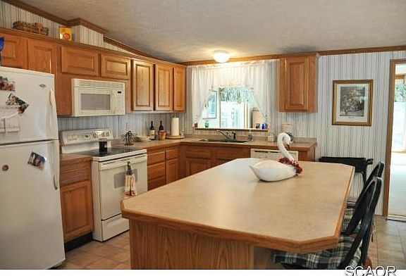 Kitchen Island