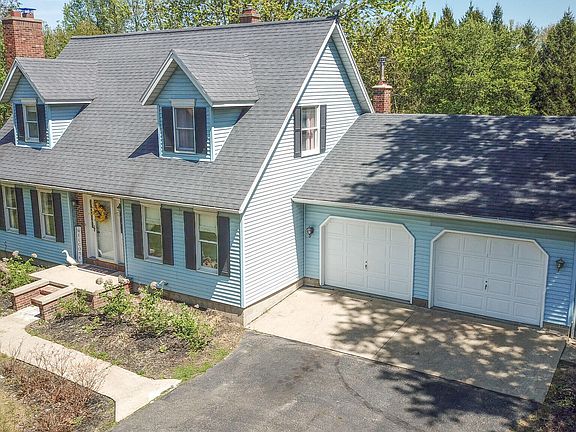 2nd image of 7120 15 1/2 Mile Rd