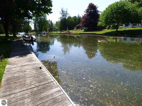 4th image of 5995 N Silver Pines Dr