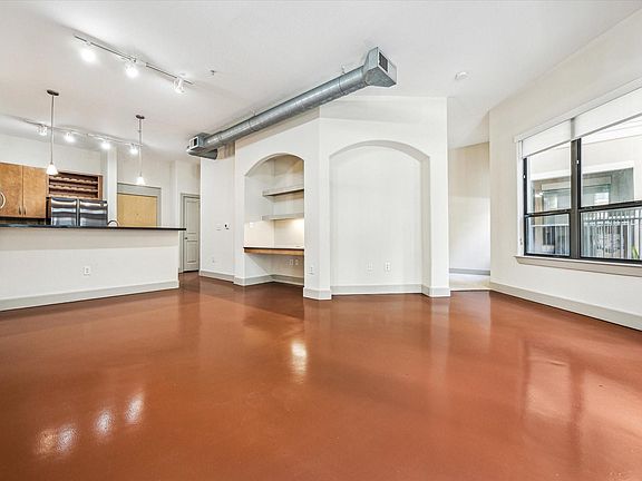 4th image of 1901 Post Oak Blvd APT 1211
