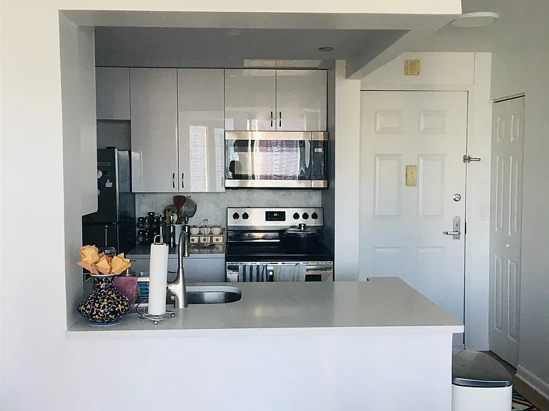 20 2nd St #1707 — Photo 4