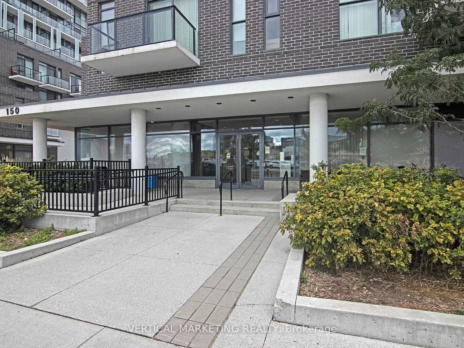 2 bed, $2,100 — Photo 3