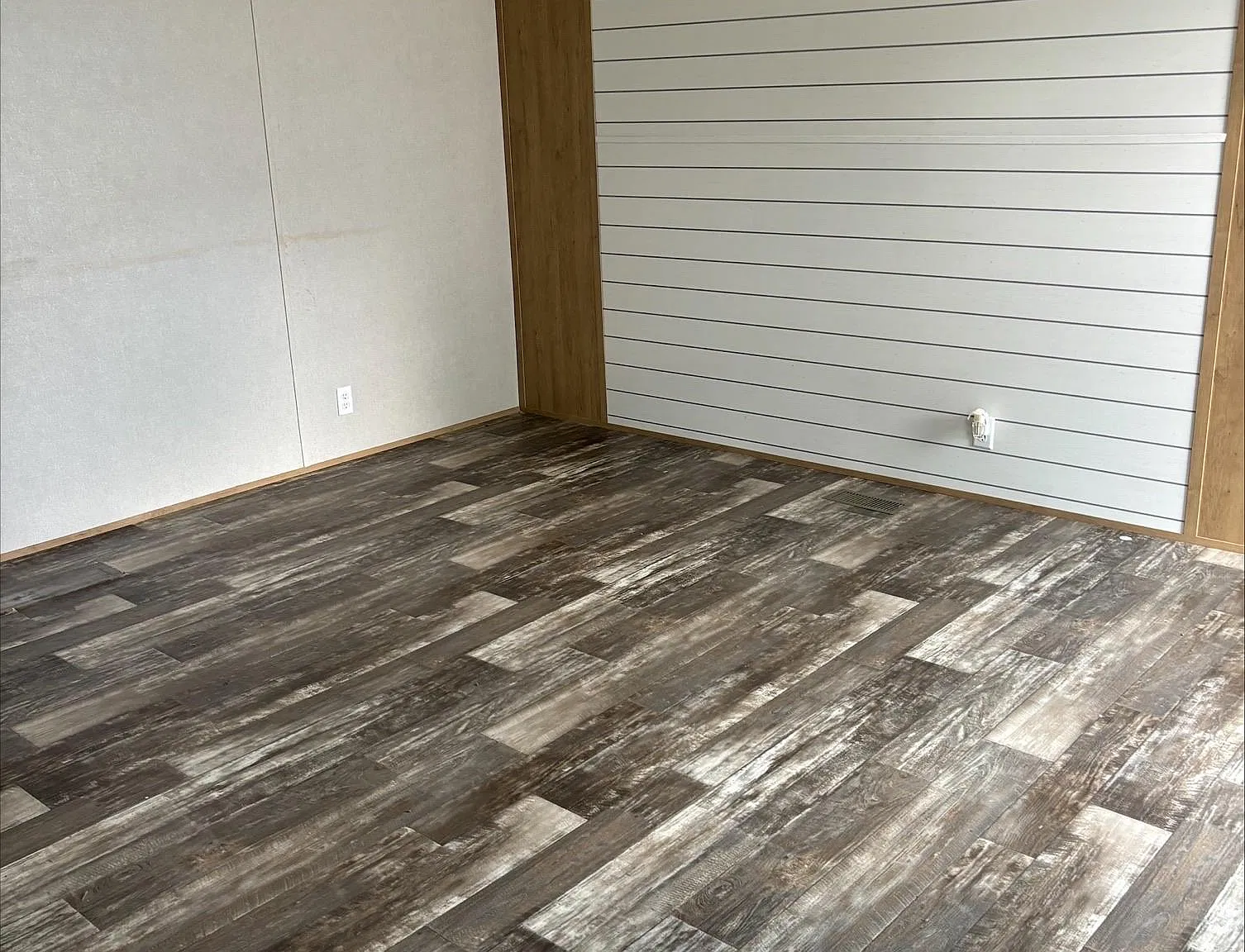 3 bed, $1,199 — Photo 3