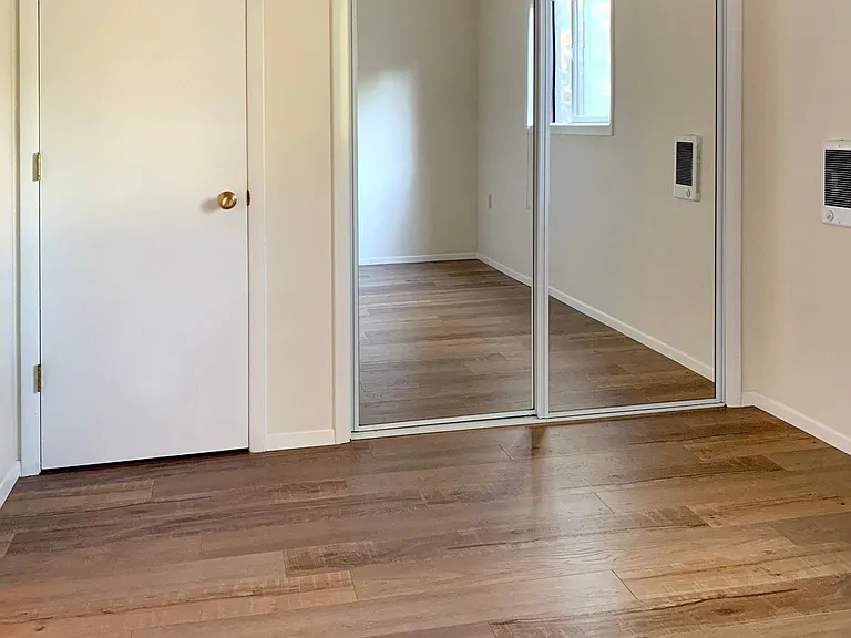 2310 Benton Ave — Photo 13