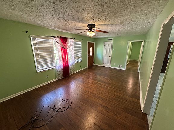 2nd image of 1068 Ponderosa Park Dr