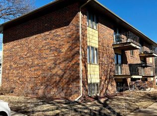 424 N 4th St #4, Seward, NE 68434