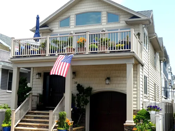 38 Virginia Avenue, Long Beach, NY 11561