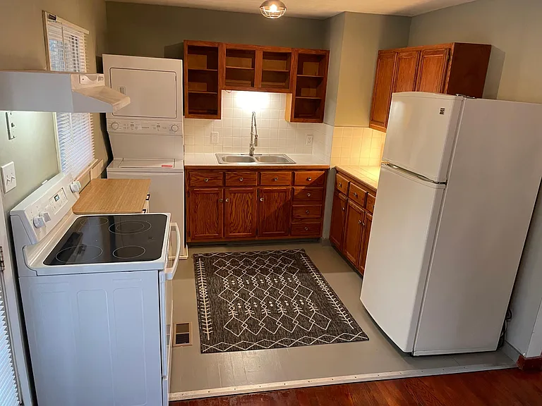 5 Woodrow Pl — Photo 9
