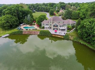 275 Edgemere Dr, Lancaster, PA 17601