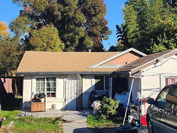 3rd image of 2124 Myran Ave
