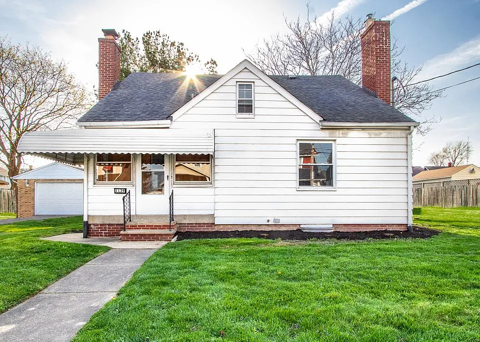 1139 Wertz Ave SW