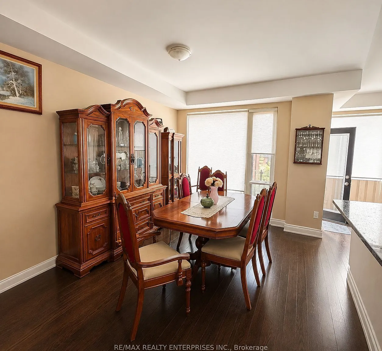 3 bed, $4,000 — Photo 3
