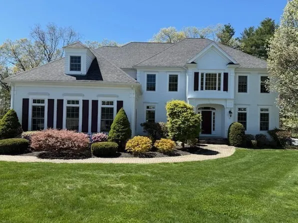 11 Mulligan Way, Northborough, MA 01532