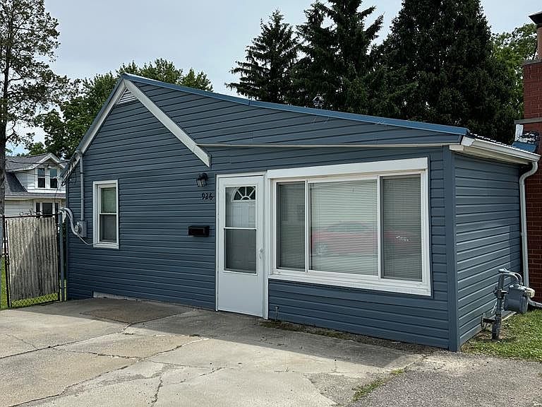 Listing photo