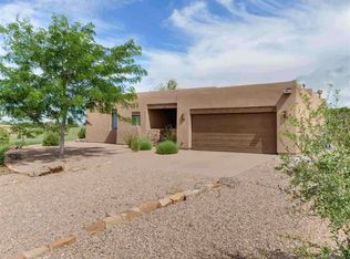 61 Bosquecillo, Santa Fe, NM 87508