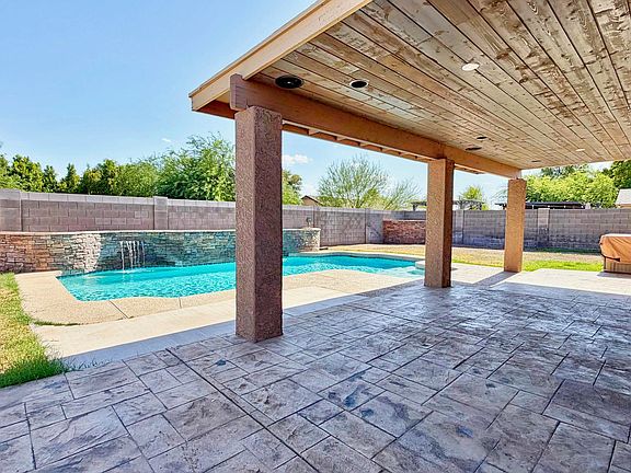 3rd image of 10851 E CHOLLA Road