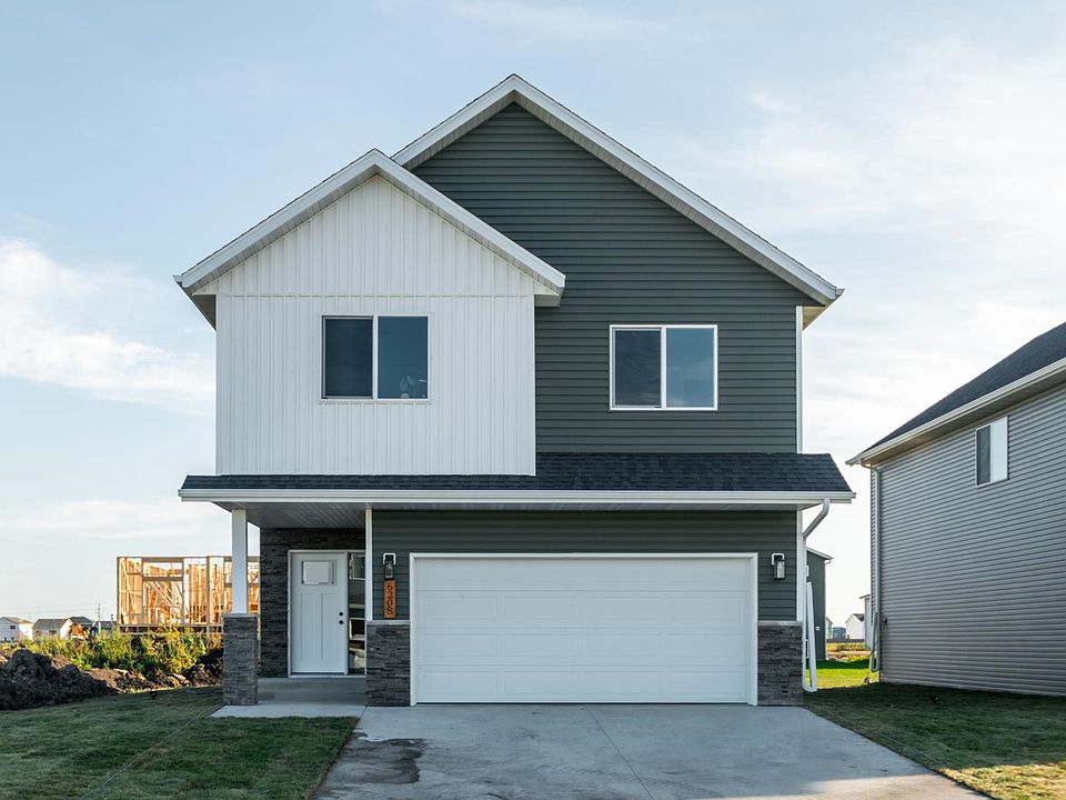 1st image of 6208 86th Ave S