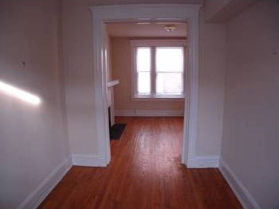 2nd image of 110 N Boulevard APT 15