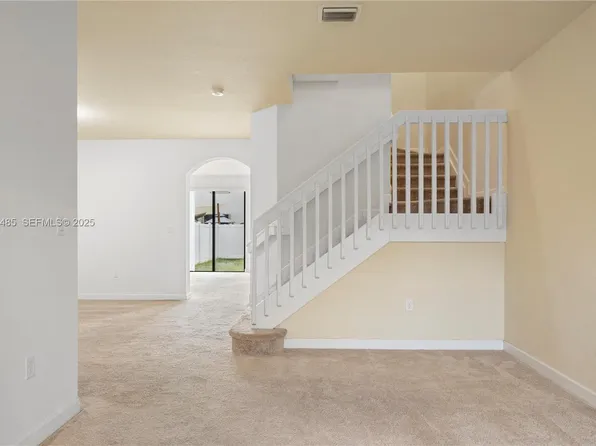 3366 W 90th Ter, Hialeah, FL 33018