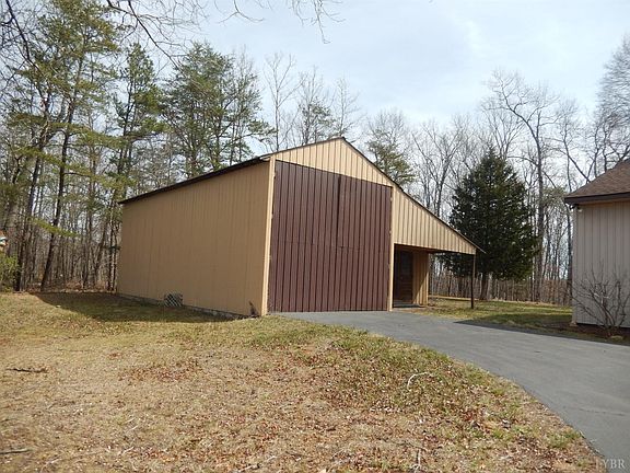2nd image of 519 Autumn Dr