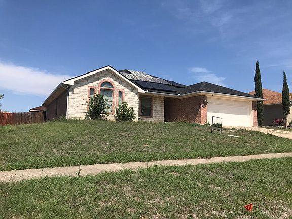 3rd image of 2207 Gail Dr