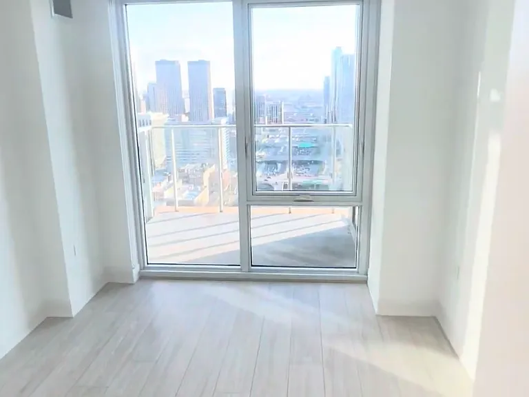 708 W Wayman St #2203 — Photo 13