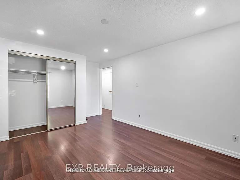 63 Wheatfield Cres — Photo 14