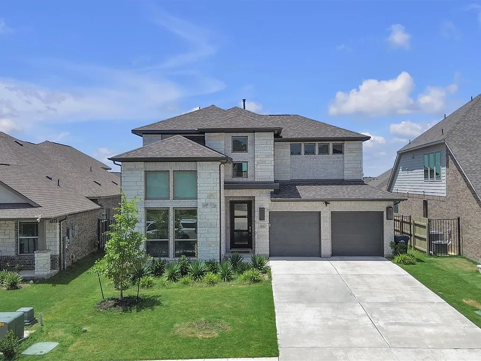 113 Lenera Dr