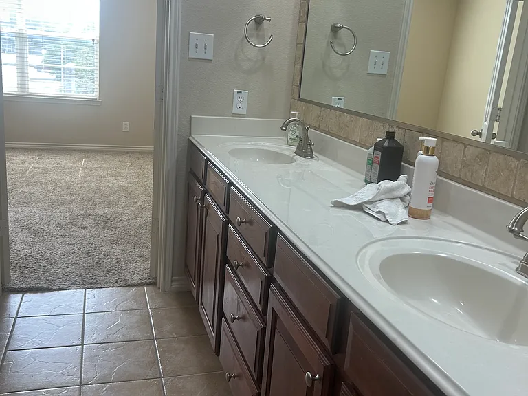 950 Henderson St #1320 — Photo 12