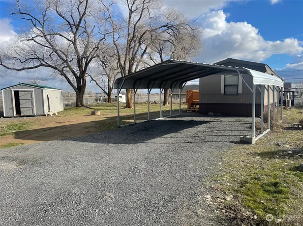 21 Ephrata Avenue NW, Soap Lake, WA 98851