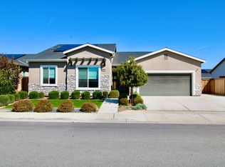 9202 Manor Forest Ln, Bakersfield, CA 93314