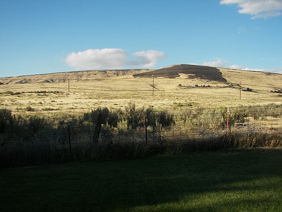 5th image of 2244 Larkspur Dr
