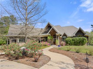 626 Cedar Hill Rd, Flora, MS 39071