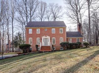 628 Lake Vista Dr, Forest, VA 24551