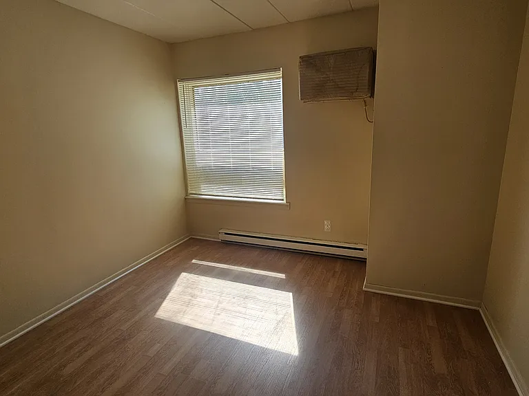 100 Campbell Cir #27 — Photo 7
