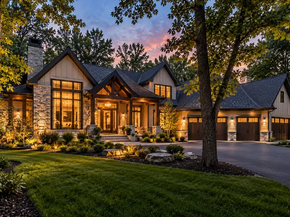 26750 Smithtown Rd, Shorewood, MN 55331