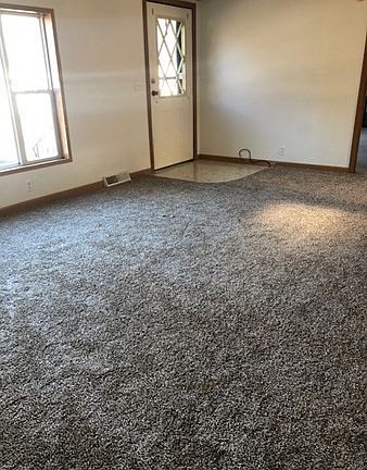 4th image of 100 Bayberry Dr