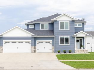 1322 26th Ave W, West Fargo, ND 58078