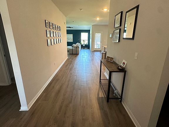 2nd image of 116 Loon Dr