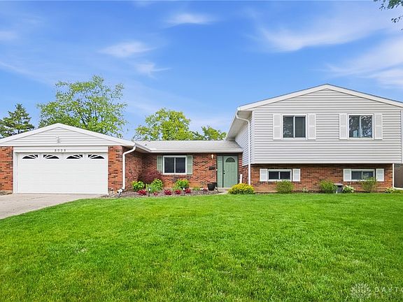 2nd image of 5025 Artesia Dr